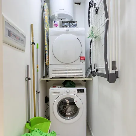 Gc1 - Lovely 2 Bed In Gzira