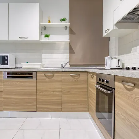 Gc1 - Lovely 2 Bed In 그지라