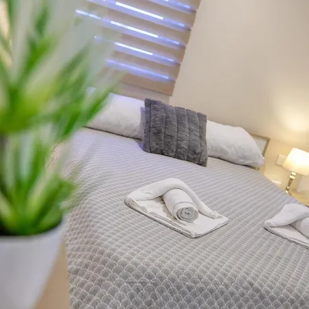 Gc1 - Lovely 2 Bed In 아파트