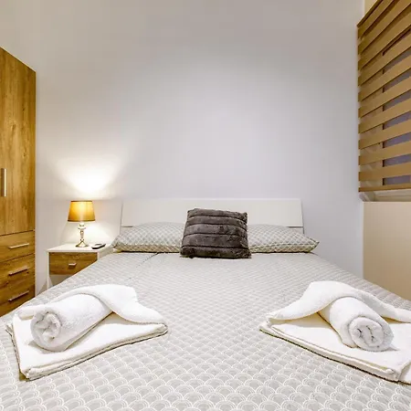 Gc1 - Lovely 2 Bed In 아파트